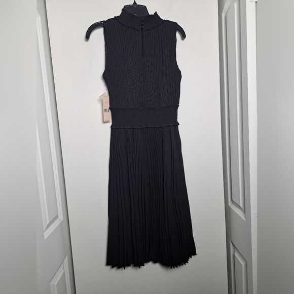 Nanette Lepore black pleated blouse sleeveless preppy dress sz 6 - Picture 2 of 4